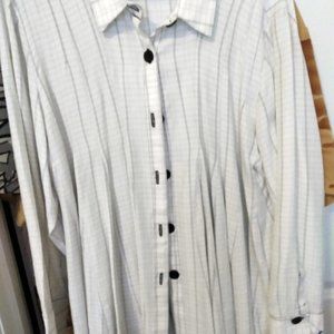 Men's designer shirt, long sleeve, business casual or athlesure